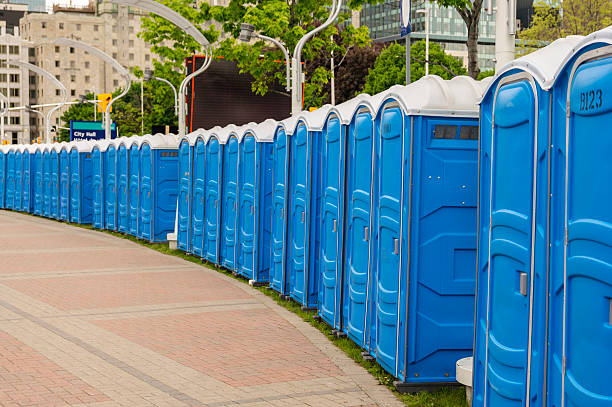 Best VIP or Luxury Restroom Trailers  in Nashville, NC
